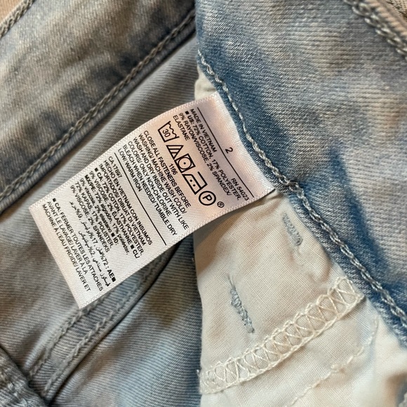 Women’s Old Navy Rockstar High Rise Jeans Sz 2 - Picture 4 of 6